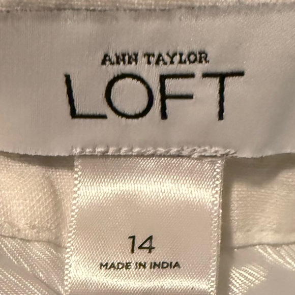 Ann Taylor Loft Wide Leg White 100% Linen Trousers, Pleated, Button + Zip, Sz 14 - Picture 2 of 5